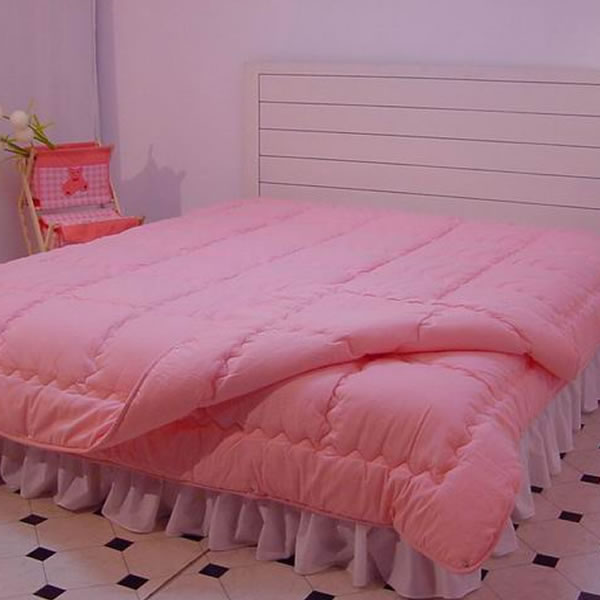 4-SEASONS MicroDenier Polyester Filled Comforter with 1 cm binding