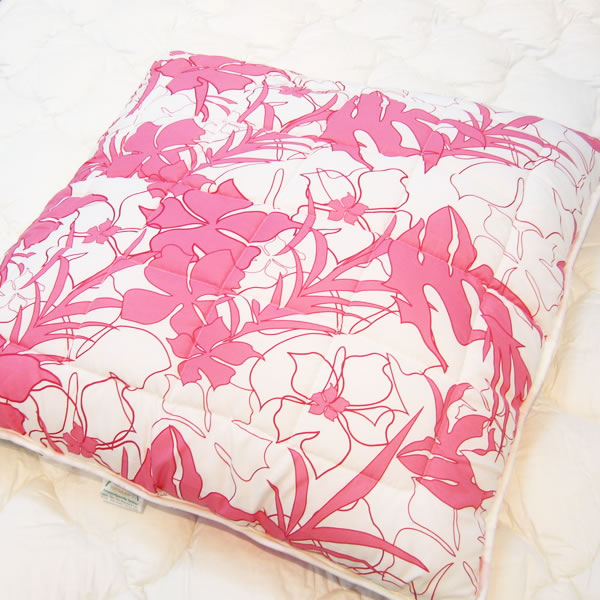 Microfiber Bedding Quilted out Pillows with Printing